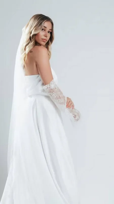 Découvrir la robe Adèle, Saint-Étienne, Muse Blanche