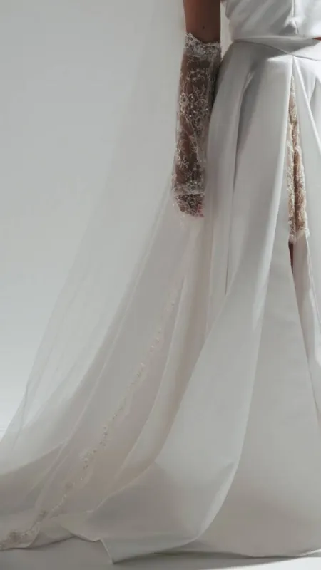 Découvrir la robe Adèle, Saint-Étienne, Muse Blanche