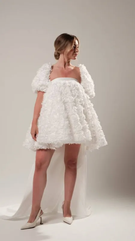 Découvrir la robe Iris, Saint-Étienne, Muse Blanche