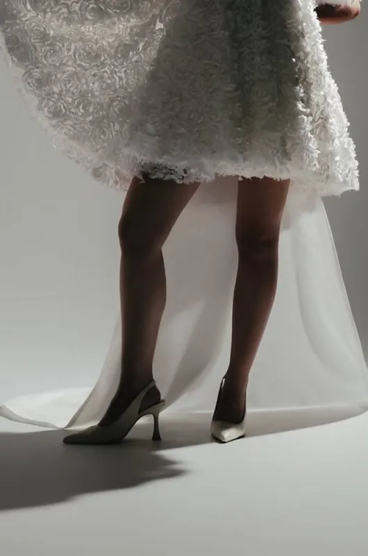 Découvrir la robe Iris, Saint-Étienne, Muse Blanche