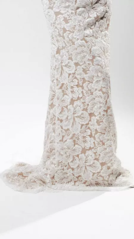 Découvrir la robe Masha, Saint-Étienne, Muse Blanche