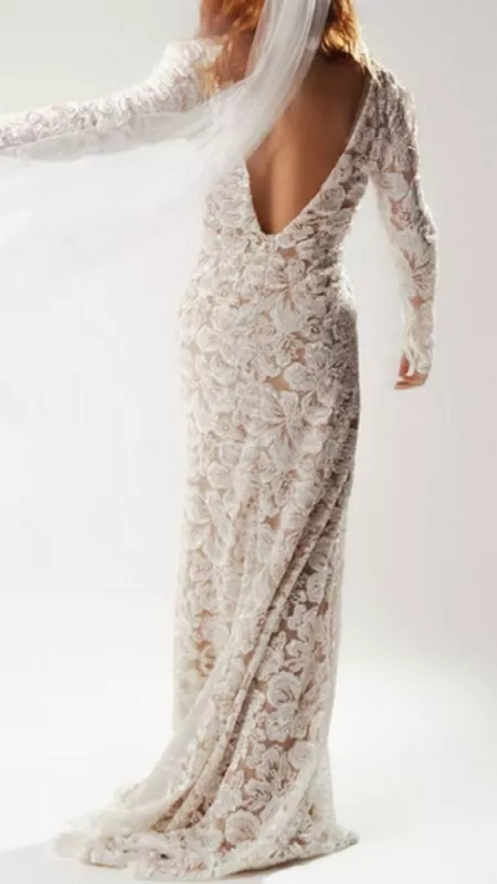 Découvrir la robe Masha, Saint-Étienne, Muse Blanche