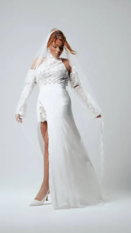 Découvrir le voile Divine, Saint-Étienne, Muse Blanche